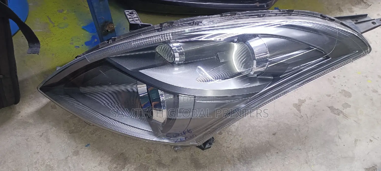 At Swift 2015 Headlight