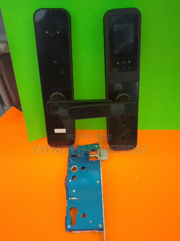 Automatic Smart Controlled Tuya Wifi Smart Lock for Kitchen - main view