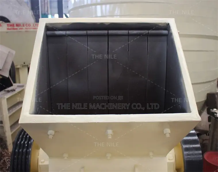 New Ore Crushing Machine Limestone Hammer Crusher for Sale