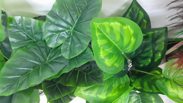Artificial Plants Alone KSH 1000