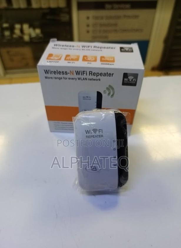 Wifi Extender 300 MBPS Wifi Repeater Wifi Range Extender// - main view