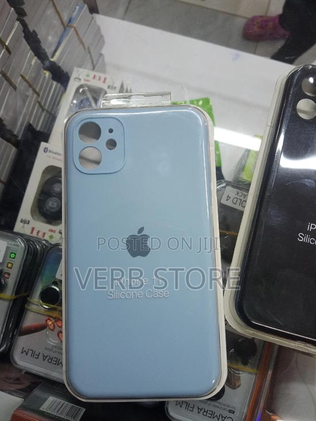 I Phone 11 Back Cover - thumbnail 2