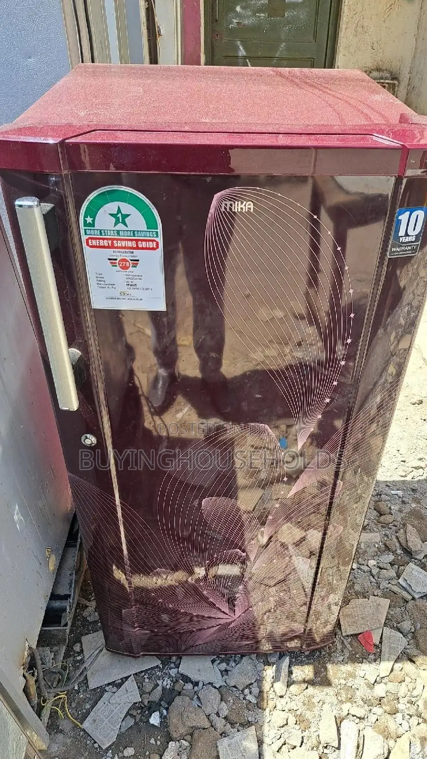 Mika 190L Fridge