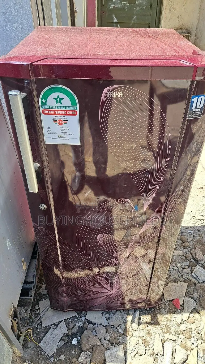 Mika 190L Fridge