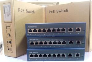Unmanaged POE Switch With 8 Port +2 Uplink Ports