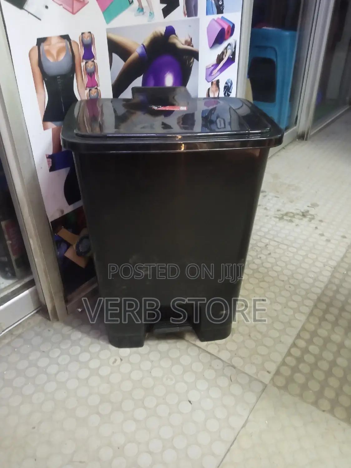 30 Litrel Pedal Bin Available (Black, Yellow,Blue)
