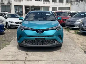 Toyota C-HR 2017 Green