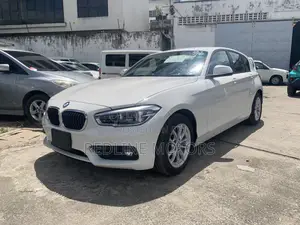 BMW 118i 2016 Off white