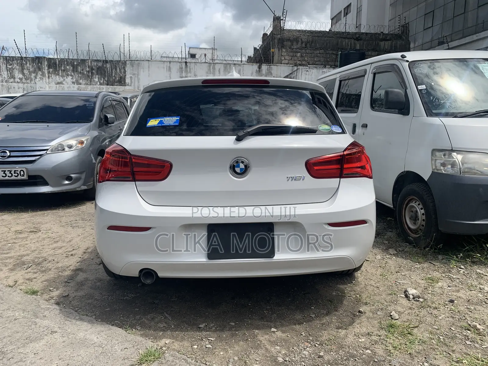 BMW 118i 2016 Off white