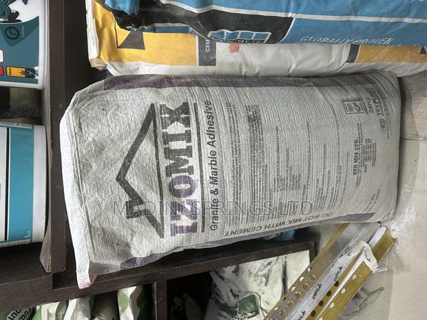 Izomix Granite and Marble Tile Adhesive Cement (25kgs) - thumbnail 3