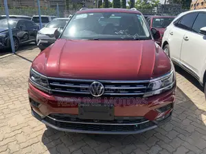 Volkswagen Tiguan 2018 Burgundy