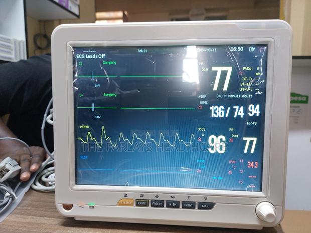 Patient Monitor 5parameters- SINOR - main view