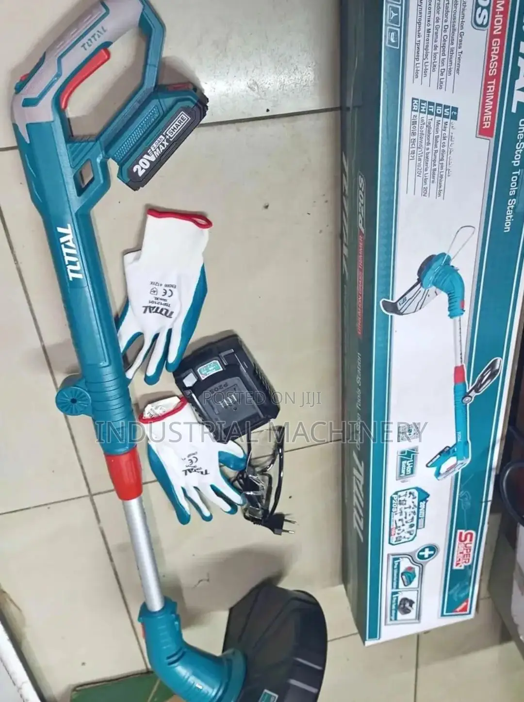 Brush Cutter Cordless -Uses Battery