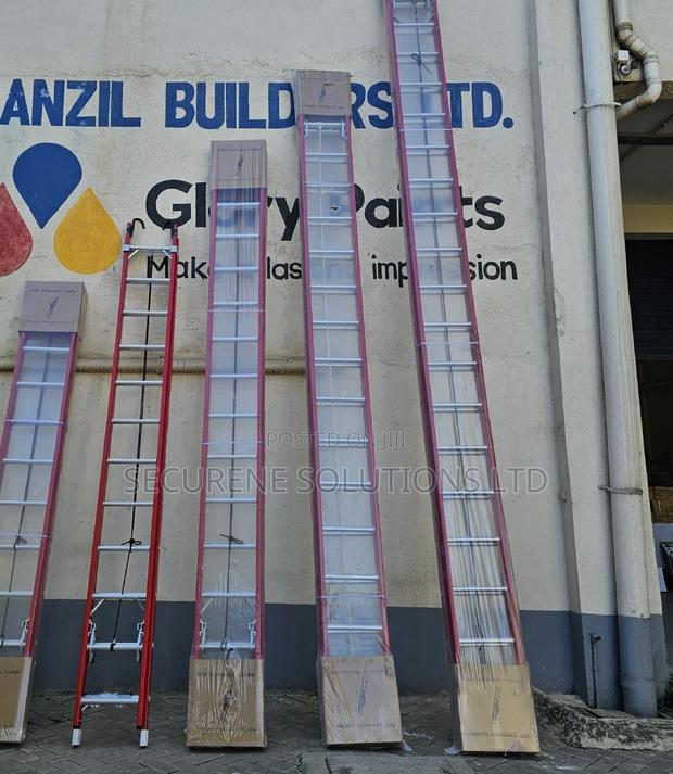 Fiberglass Double/Twin Section Sliding/Extension Ladders - thumbnail 2