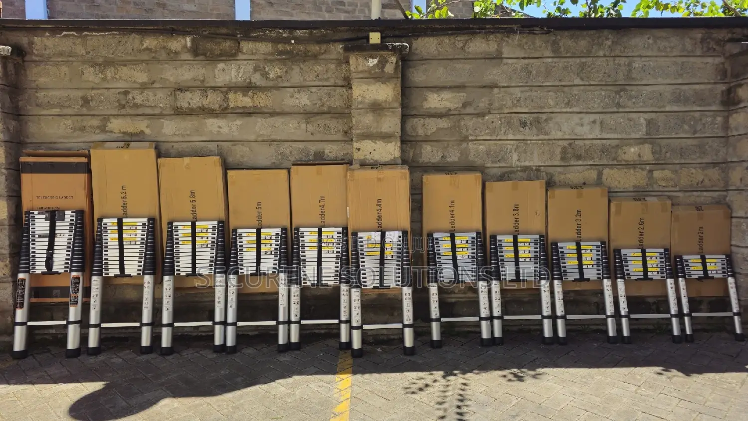 Aluminium Telescopic Collupsible Straight Ladders All Sizes