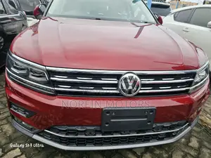 Volkswagen Tiguan 2018 Red