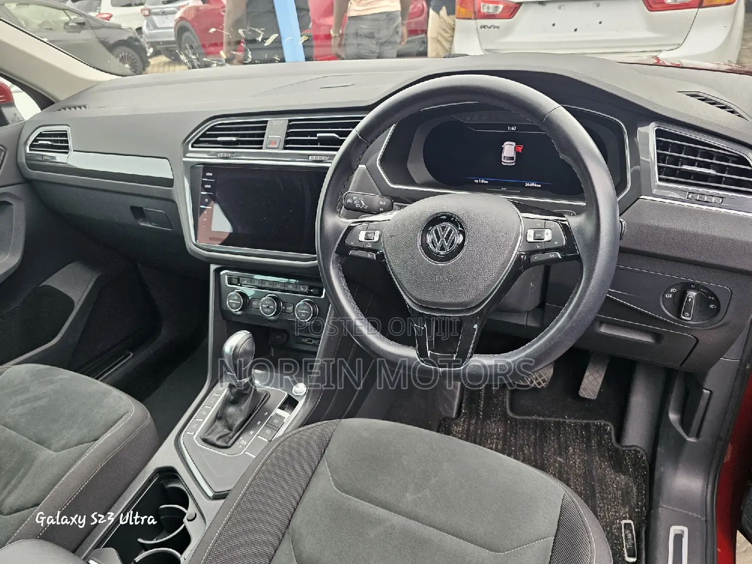 Volkswagen Tiguan 2018 Red