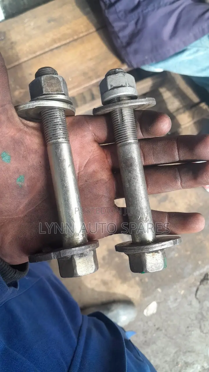Toyota Landcruiser Prado Kemba Bolts