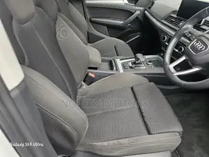 Audi Q5 2017 Pearl