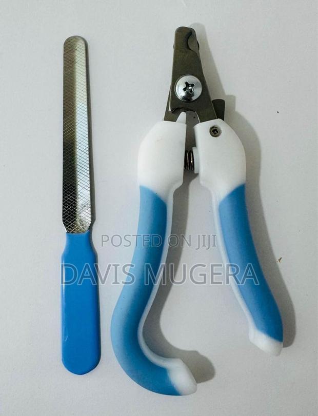 Stainless Steel Pet Nail Trimmer With Ergonomic Handle - thumbnail 3