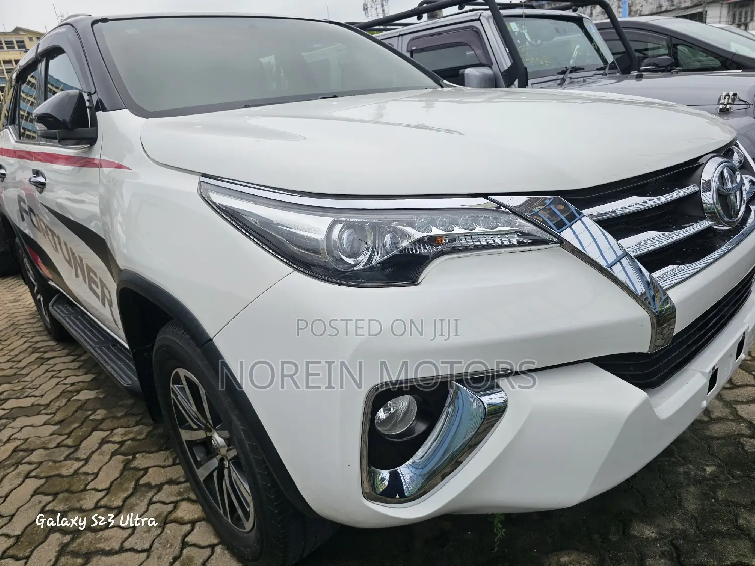 Toyota Fortuner 2017 Pearl