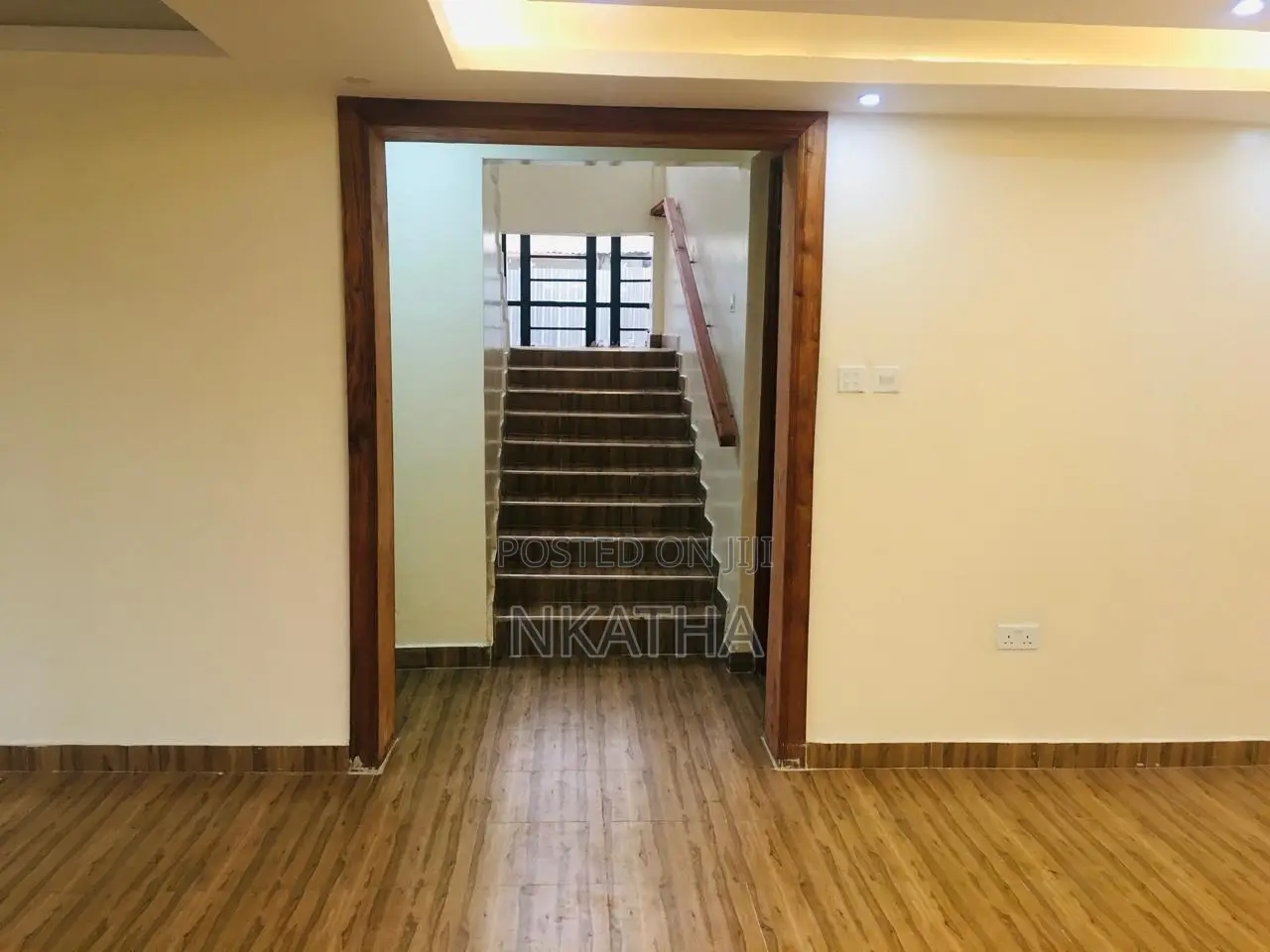 4bedroom All Ensuite Maisonette in Utawala Zebra - Airways