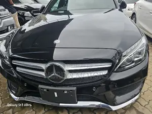 Mercedes-Benz C180 2017 Black