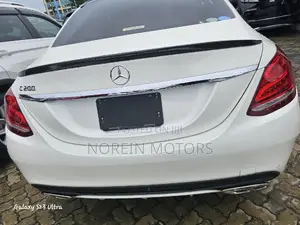 Mercedes-Benz C200 2018 White