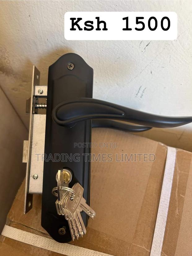 Moment Door Lock - Matt Black - main view