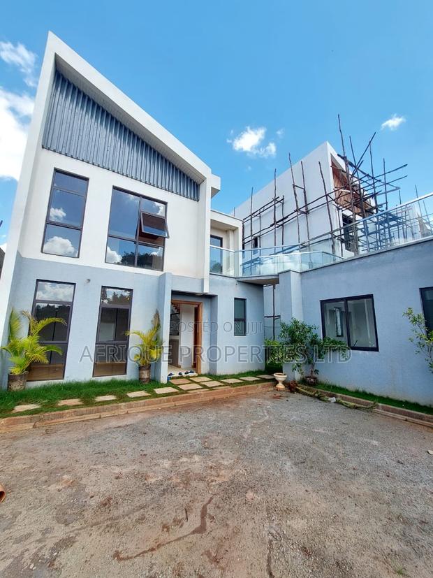 4bdrm Mansion in Kiambu Road for sale