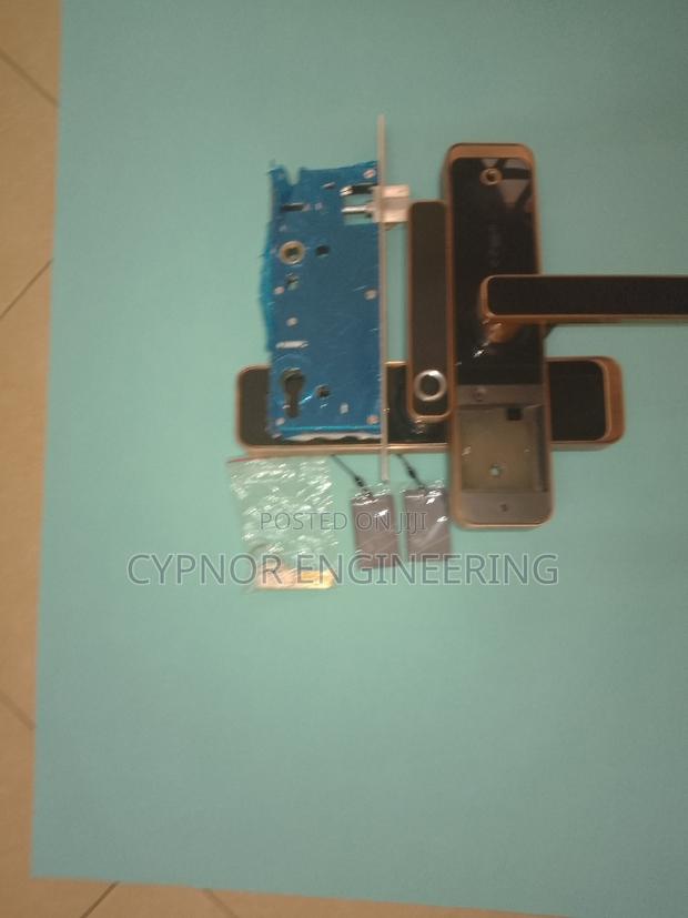 New Safety Waterproof Automatic Lock for Steel Wooden Doors