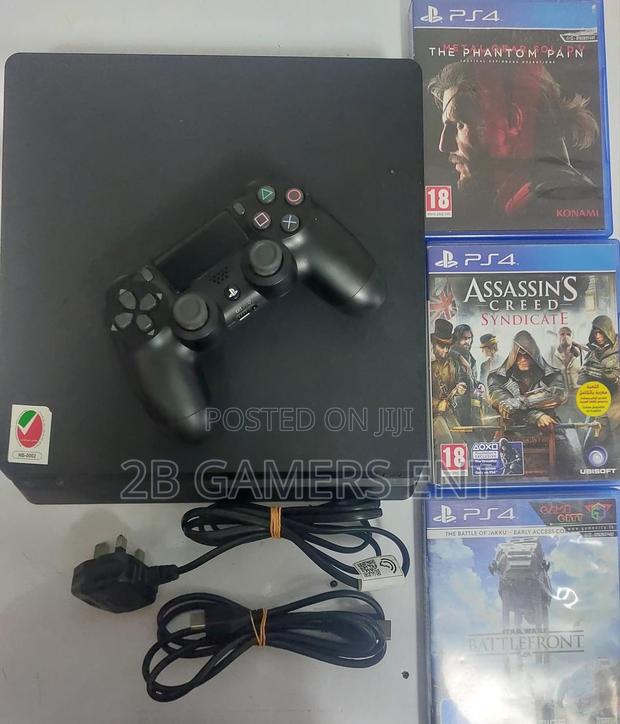 Ps4 Slim, With Games and All Cables - main view