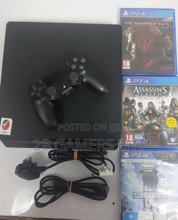 Ps4 Slim, With Games and All Cables - thumbnail 2