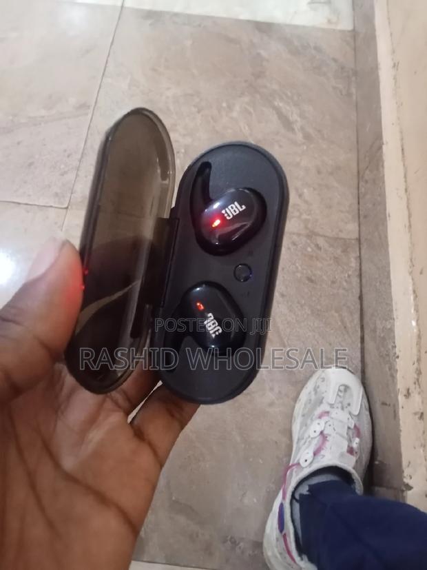 JBL Earpods