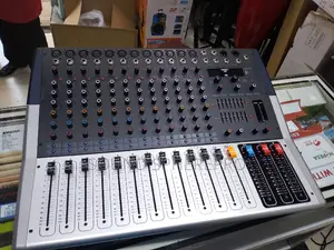 Si-Sound Kv120 12 Channel Powered Mixer