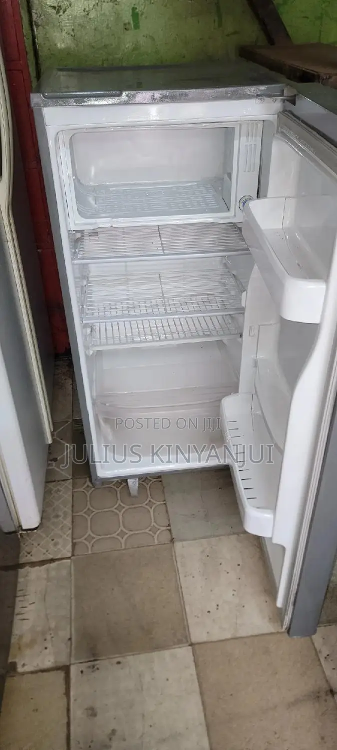 Samsung Fridge 200L