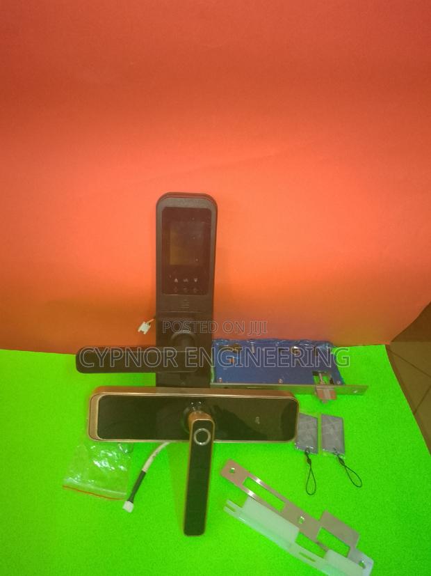Nice Digital Smart Keyless Lock With Fingerprints Scanner - main view