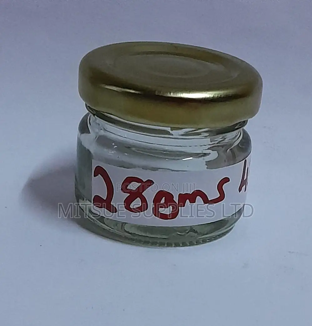 A Set of 100 Jam Jar 28G With 43mm Metallic Lid