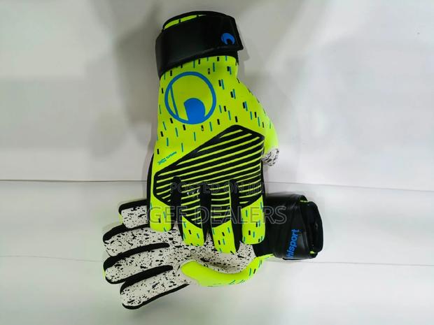 Goalkeeper Gloves >Uhlsport Goalkeeper Gloves
