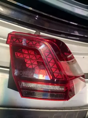 Volkswagen Tiguan R 2017_2019 Taillight/Backlight/Rear Light