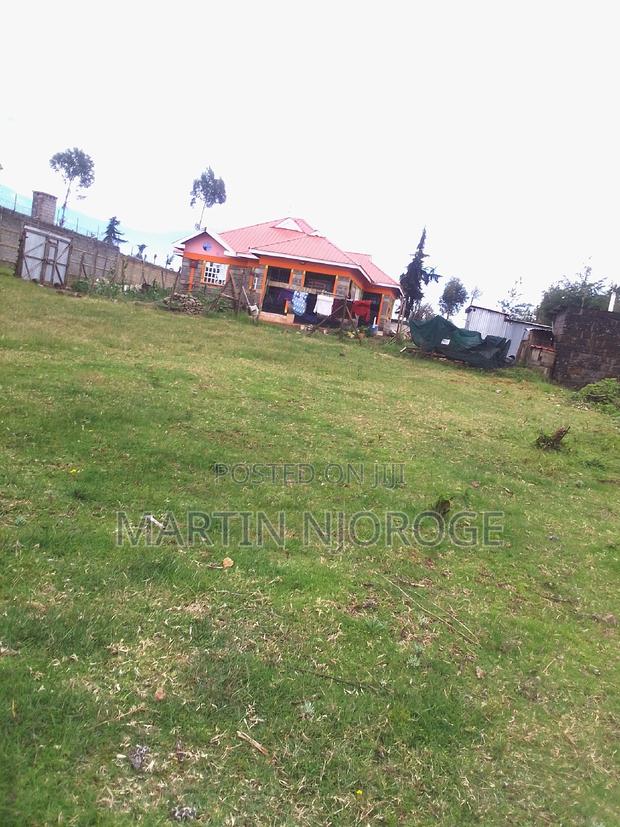 1⁄8 Nyambari Center - thumbnail 3