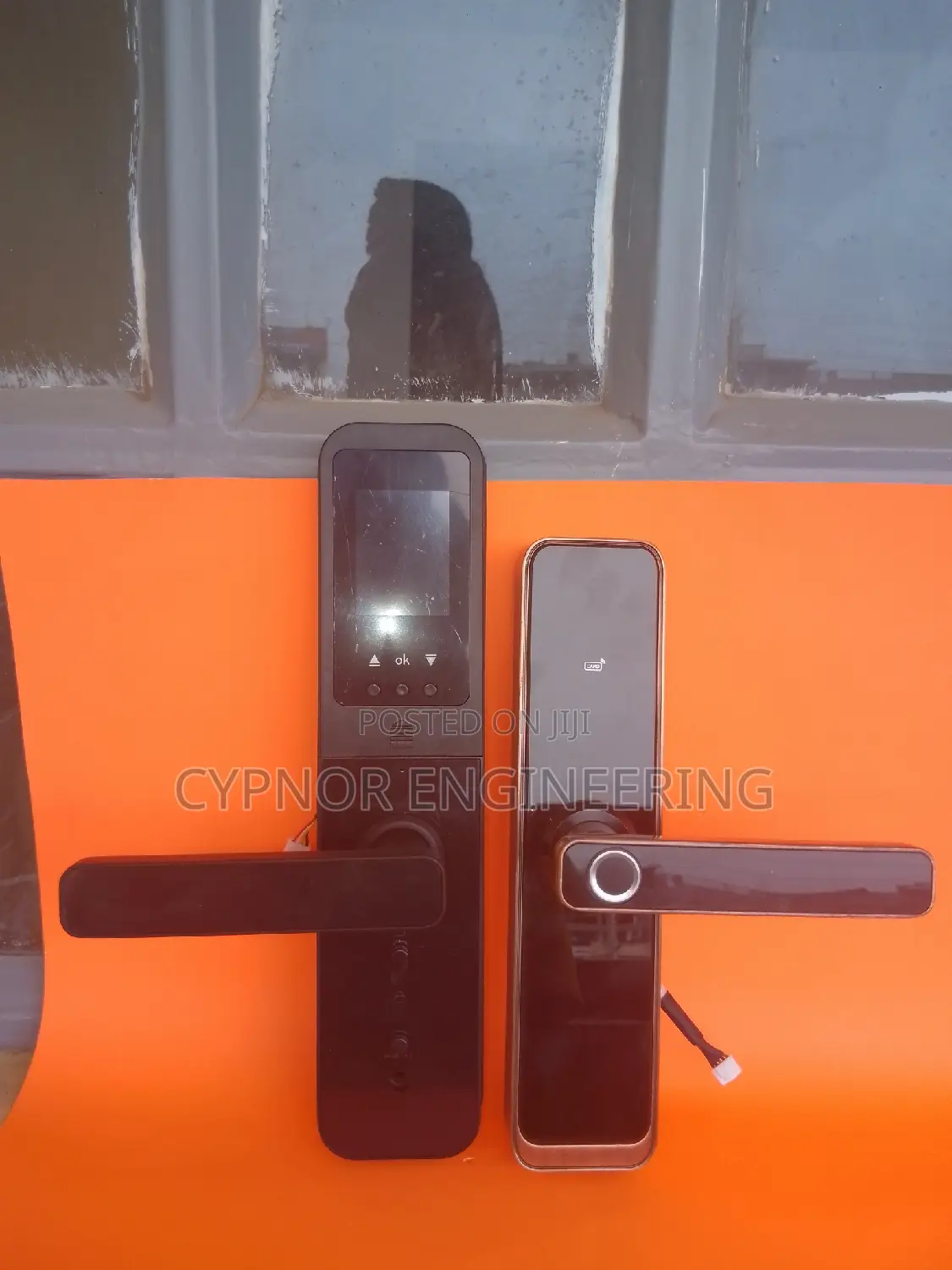 Next Gen Access: Biometric Wifi Door Lock