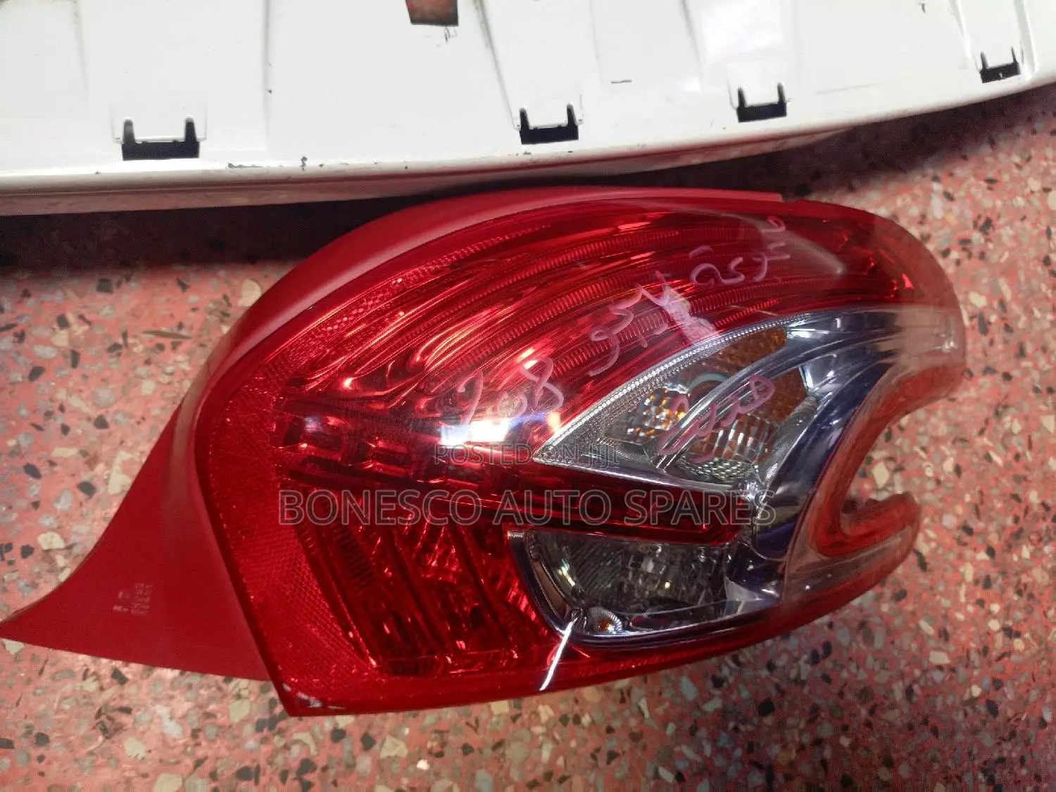 Peugeot 208 (2012_2015) Right Taillight/Backlight/Rear Light
