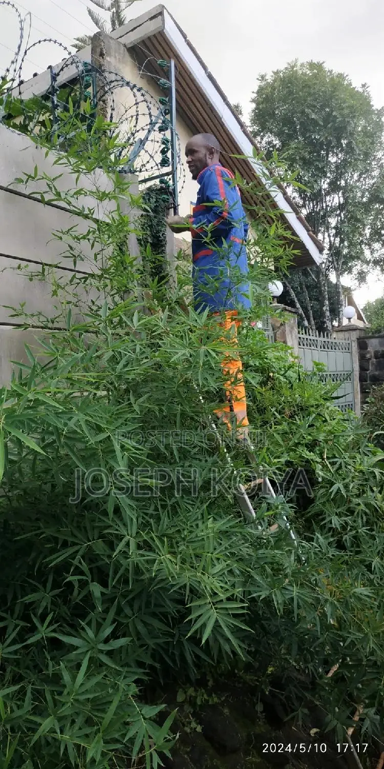Fence Technician