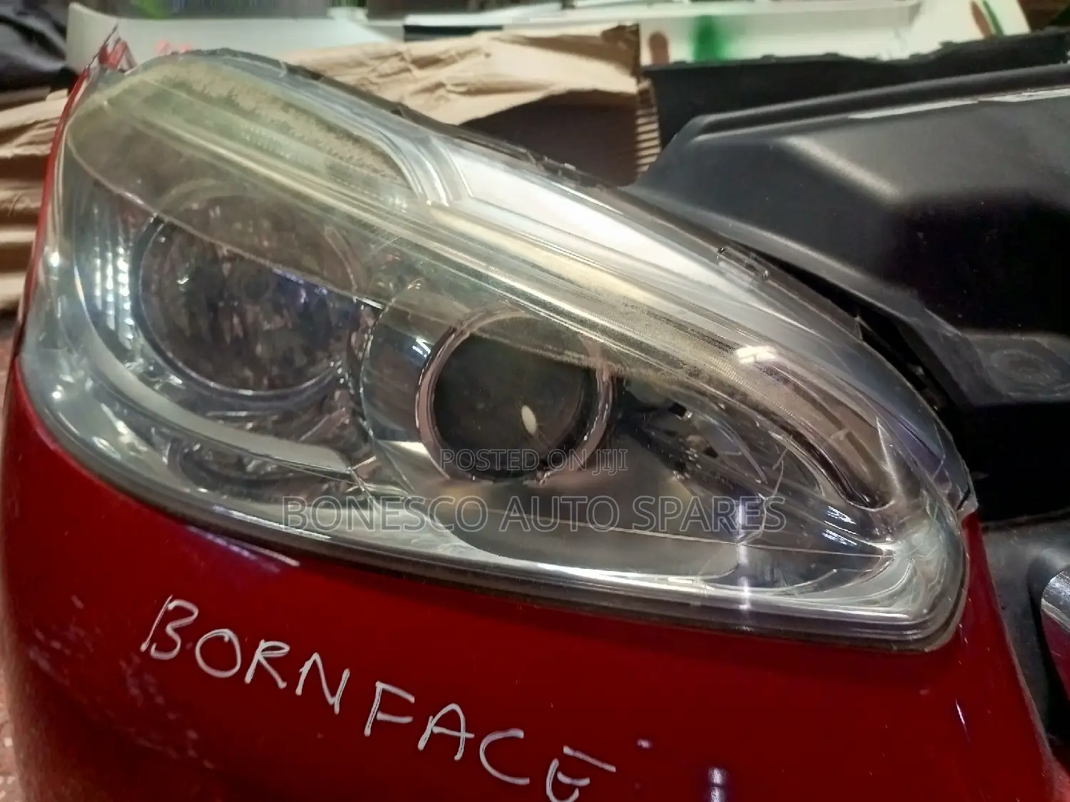 Peugeot 208 (2012_2016) Right Headlight Assembly