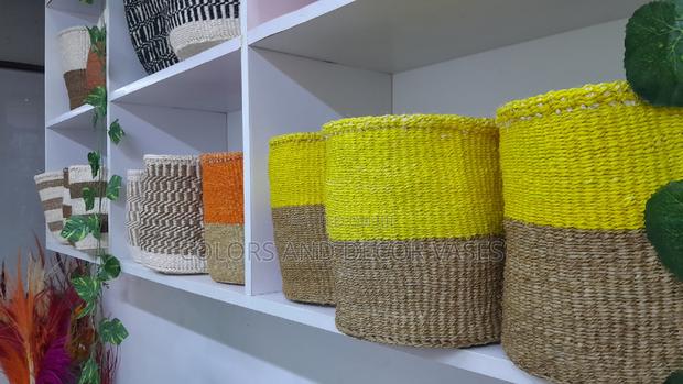 Size 8 Yellow Brown Baskets - main view