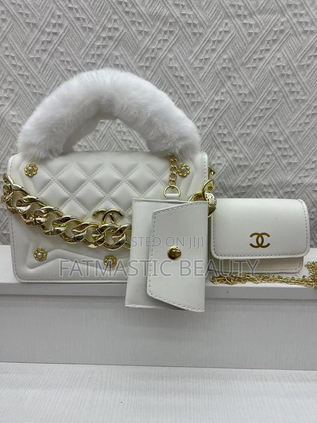 Fluffy Slingbags - main view