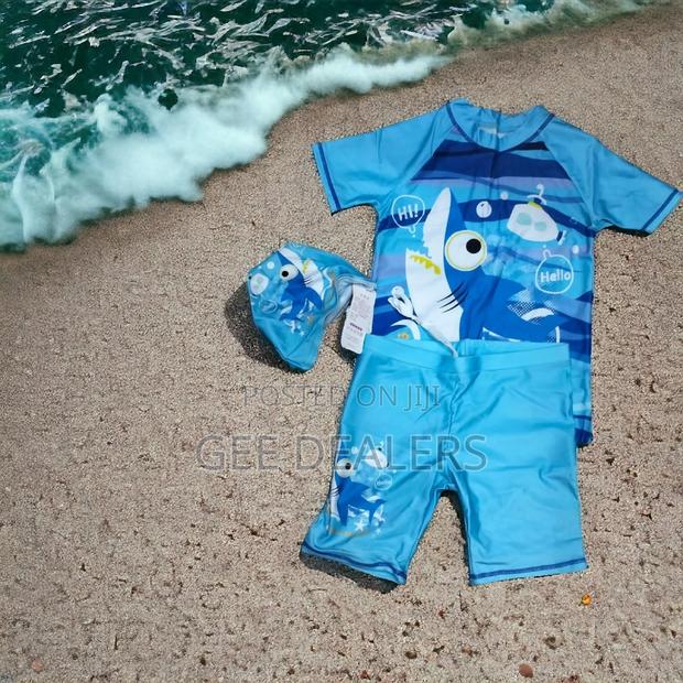 2 Piece Kids Swimming Costumes >Swimming Costumes