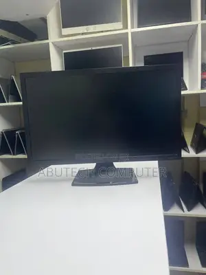 22 Inches Monitor