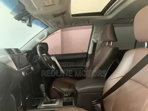 Toyota Land Cruiser Prado 2.7 2017 Beige